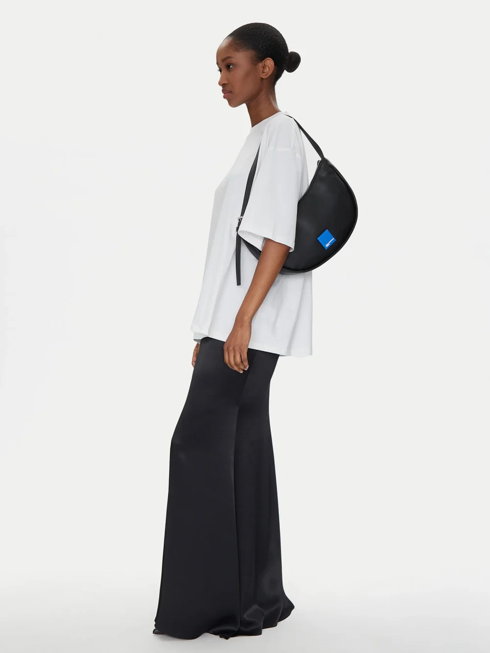 KARL LAGERFELD BOX LOGO SOFT HALF MOON - Image 2